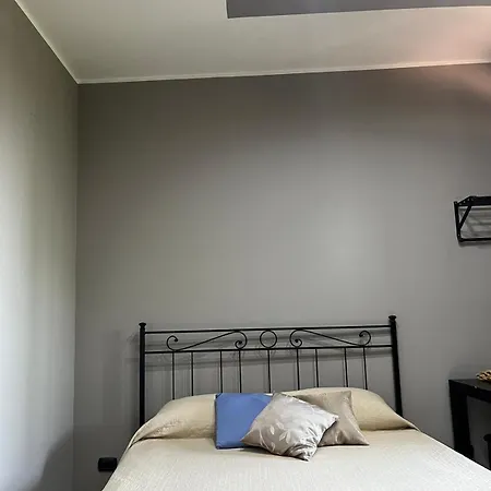 Stefano House בית הארחה *
