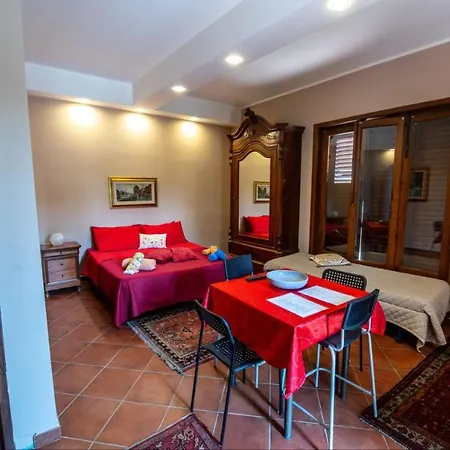 Stefano House בית הארחה קטאניה
