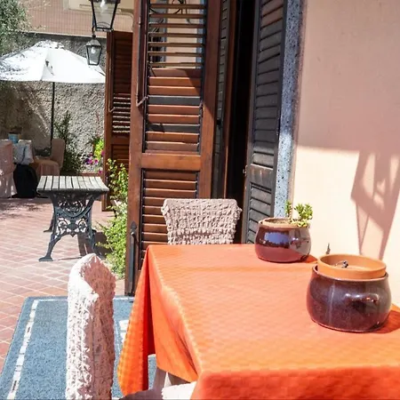 בית הארחה Stefano House קטאניה